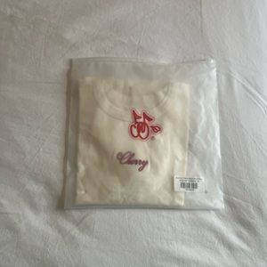 Cherry LA Baby Tee cream size S - NWT